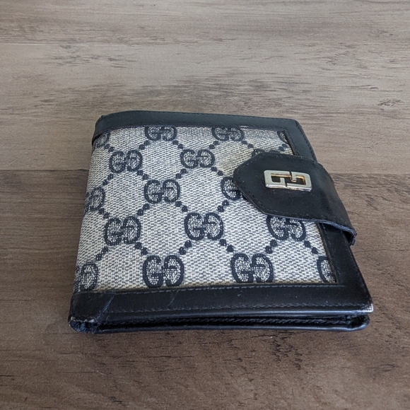 Gucci Monogram Canvas Wallet - Picture 4 of 11